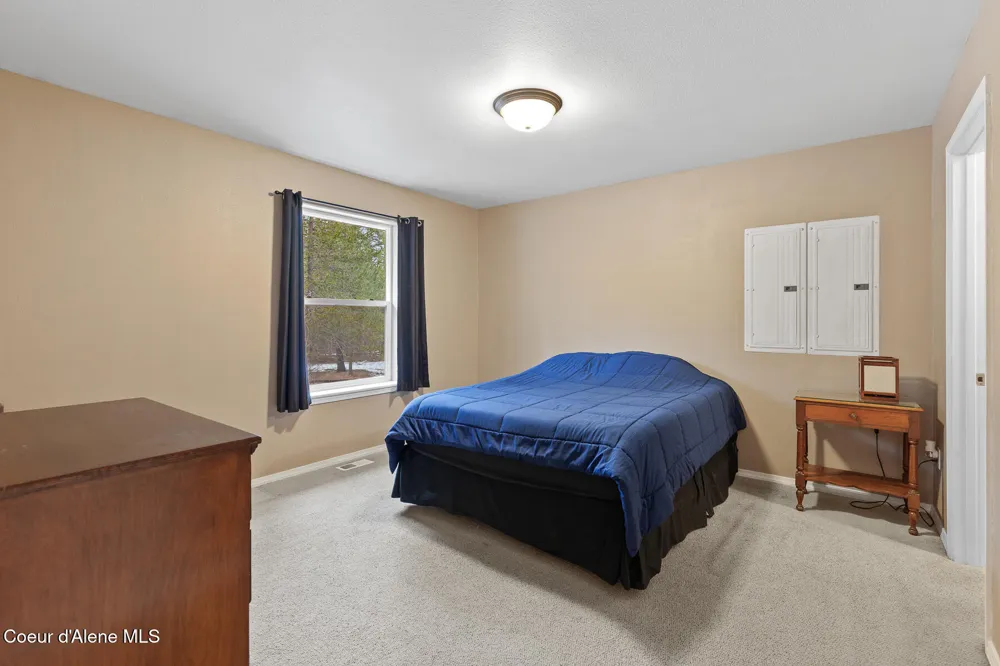 32053 Red Dell Loop Athol, ID 83801