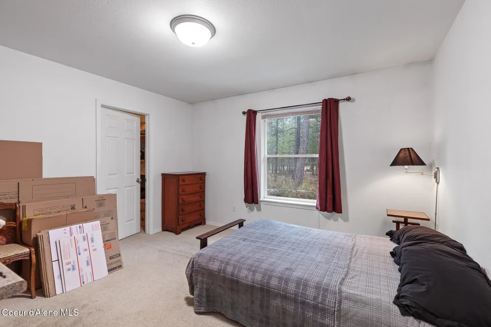 32053 Red Dell Loop Athol, ID 83801
