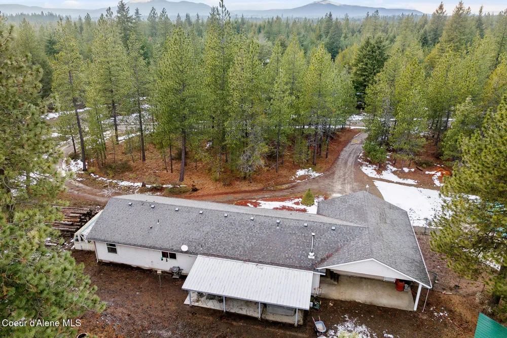 32053 Red Dell Loop Athol, ID 83801