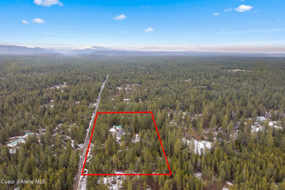 32053 Red Dell Loop Athol, ID 83801