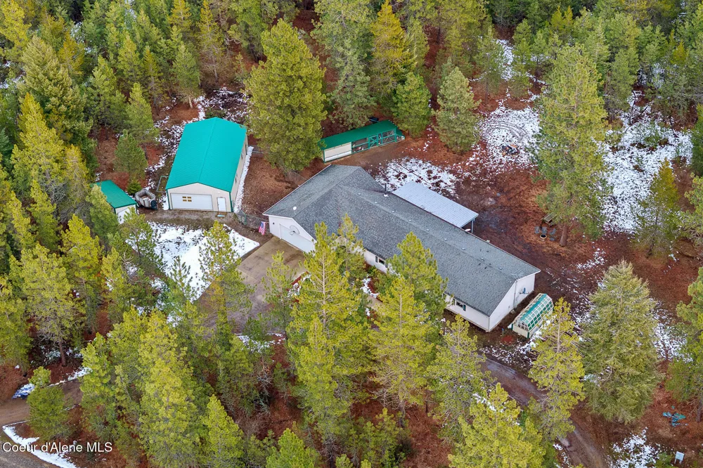 32053 Red Dell Loop Athol, ID 83801