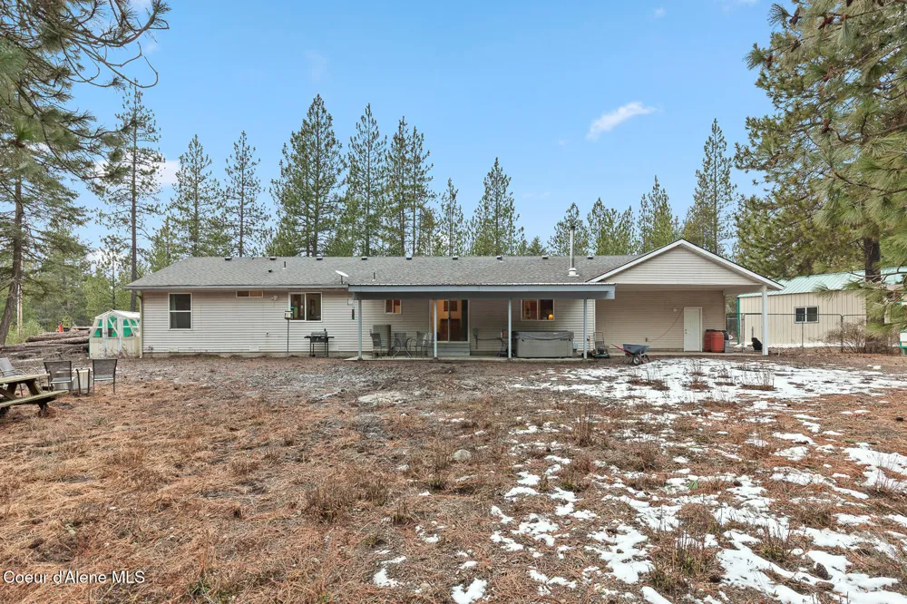 32053 Red Dell Loop Athol, ID 83801