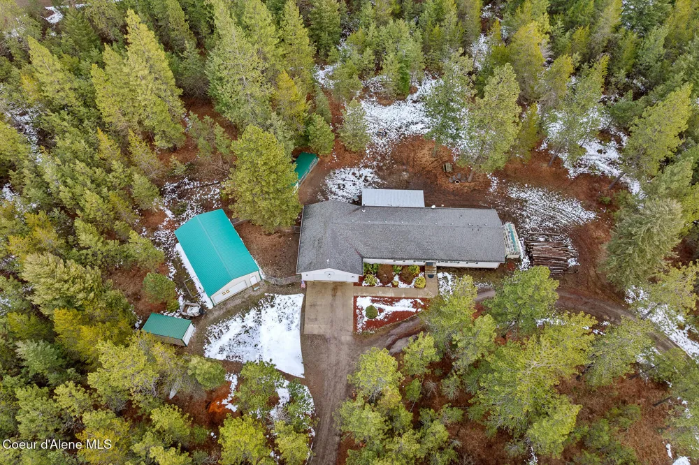 32053 Red Dell Loop Athol, ID 83801