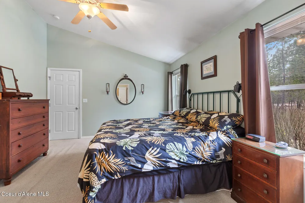 32053 Red Dell Loop Athol, ID 83801