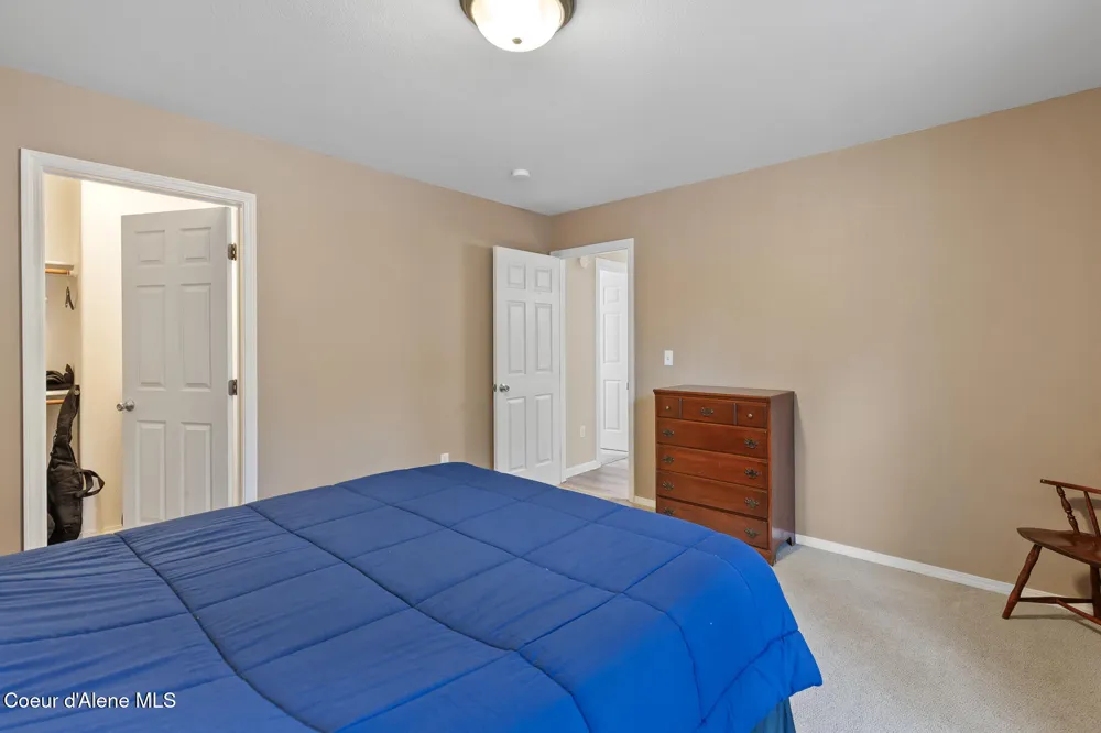 32053 Red Dell Loop Athol, ID 83801