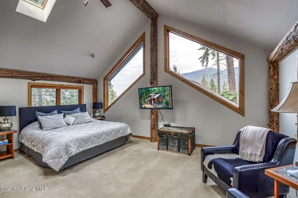 23 W Bay Wood Lane Hope, ID 83836