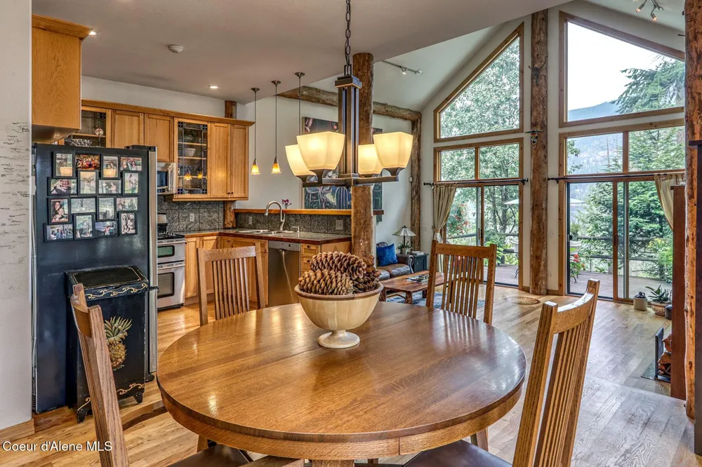 23 W Bay Wood Lane Hope, ID 83836