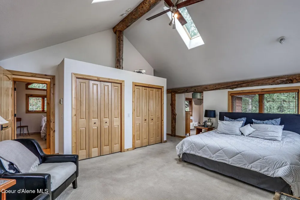 23 W Bay Wood Lane Hope, ID 83836