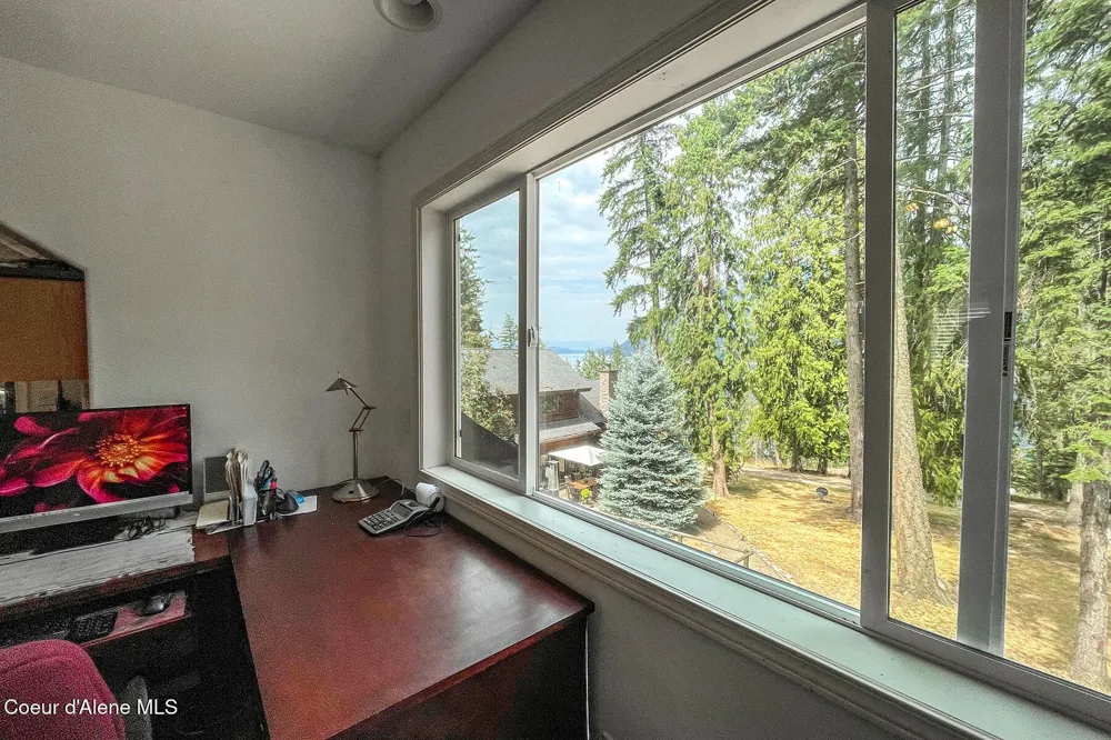 23 W Bay Wood Lane Hope, ID 83836
