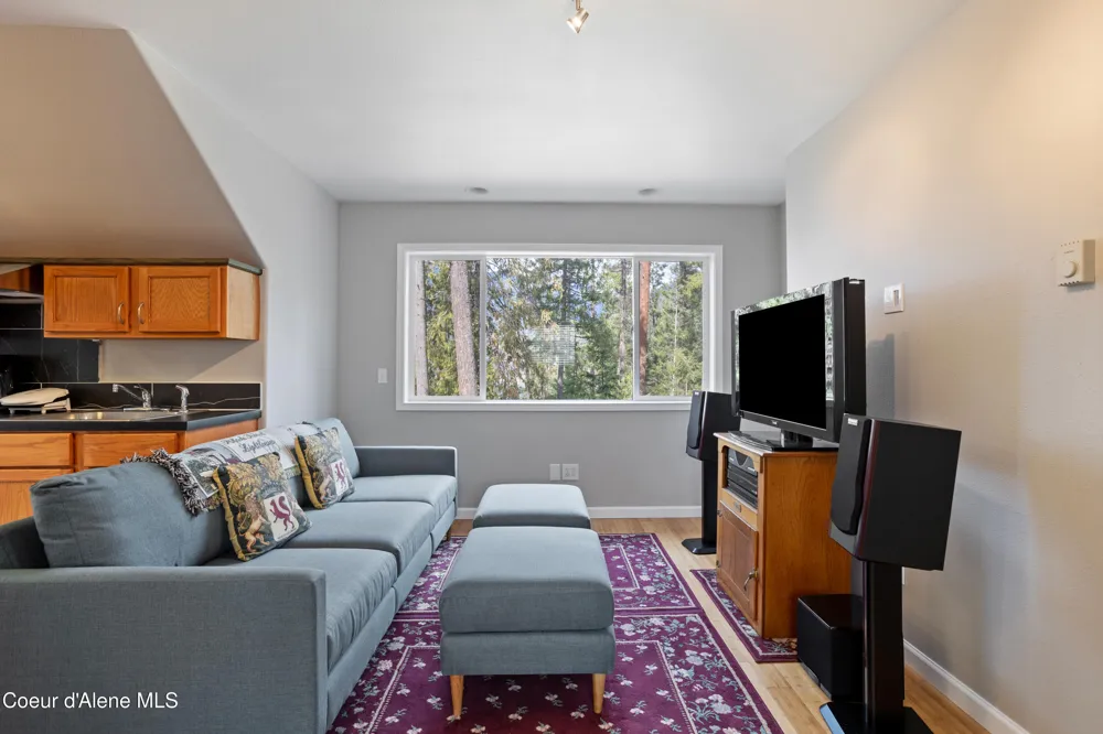 23 W Bay Wood Lane Hope, ID 83836