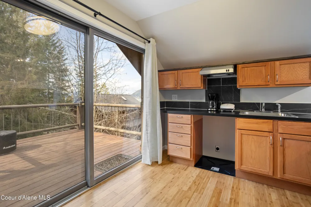 23 W Bay Wood Lane Hope, ID 83836