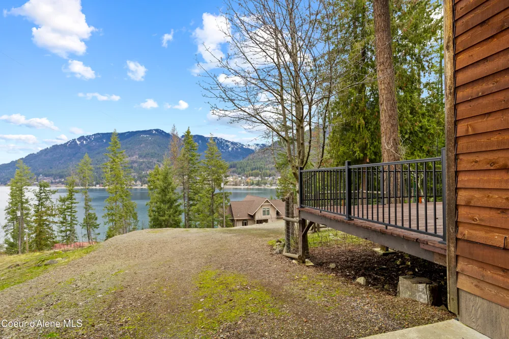 23 W Bay Wood Lane Hope, ID 83836