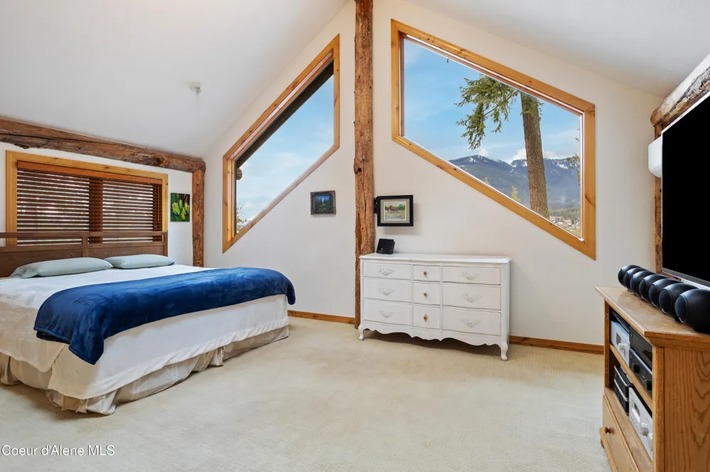 23 W Bay Wood Lane Hope, ID 83836