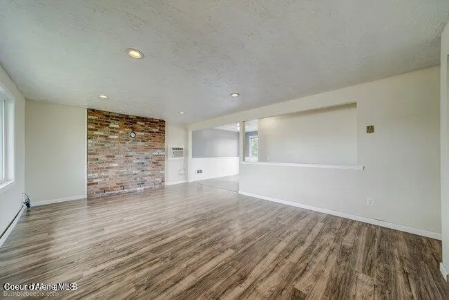4117 E Horsehaven Avenue Post Falls, ID 83854