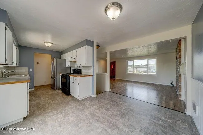 4117 E Horsehaven Avenue Post Falls, ID 83854