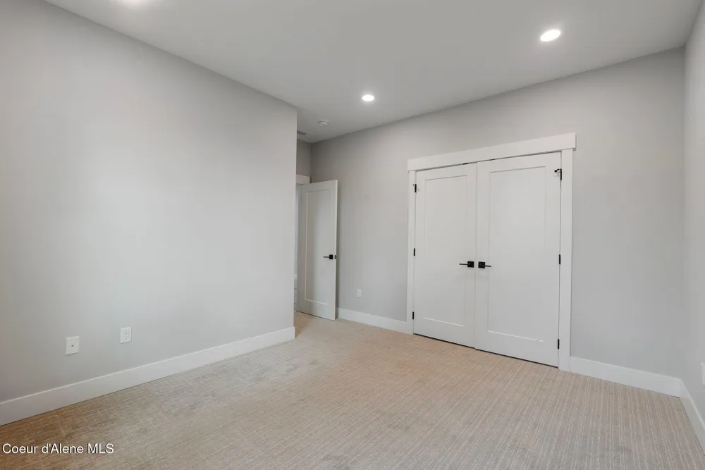 141 Madera Drive Sandpoint, ID 83864