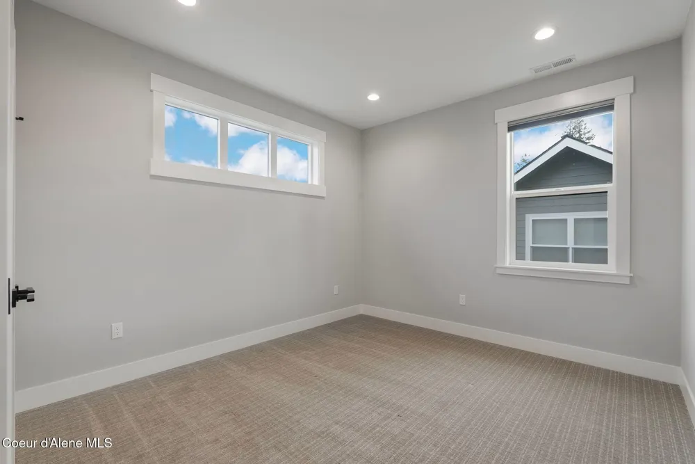 141 Madera Drive Sandpoint, ID 83864