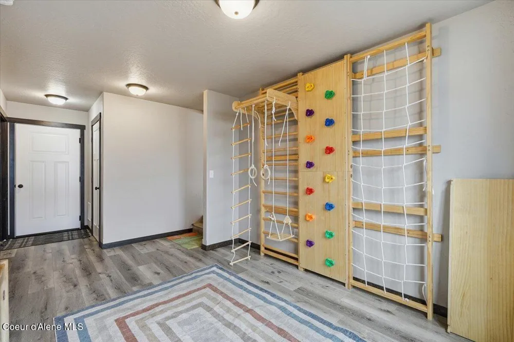5616 W Lujack Way Rathdrum, ID 83858