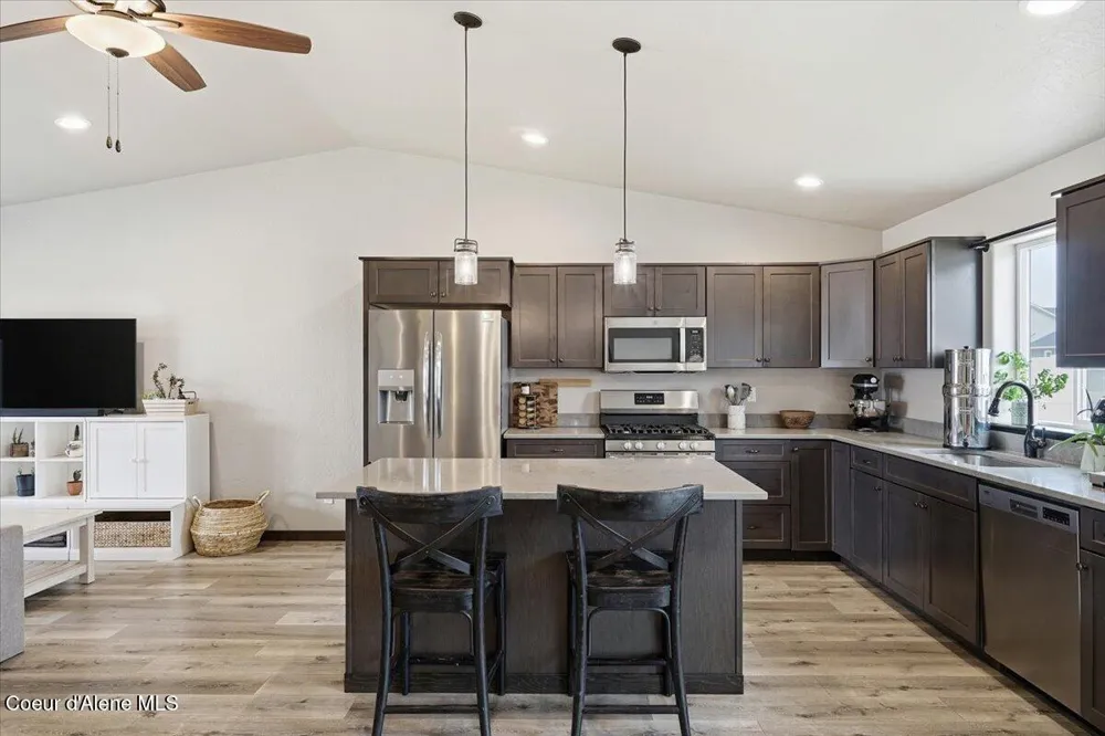 5616 W Lujack Way Rathdrum, ID 83858