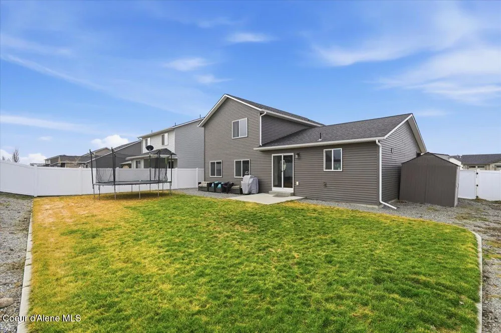 5616 W Lujack Way Rathdrum, ID 83858
