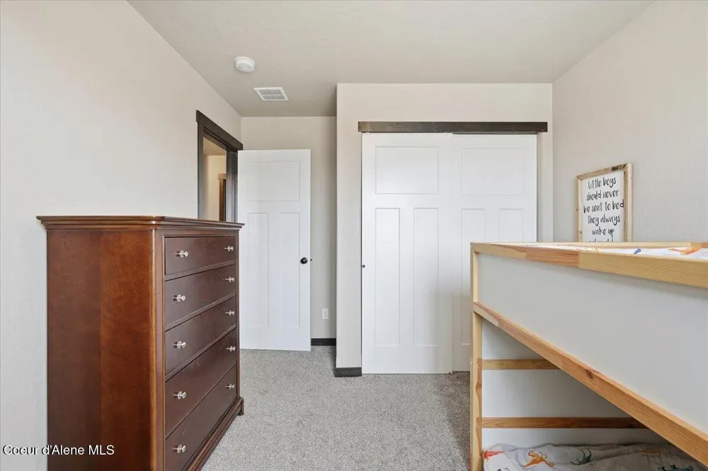 5616 W Lujack Way Rathdrum, ID 83858