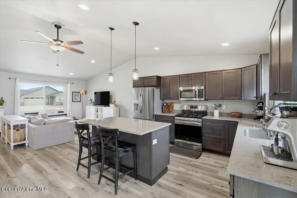 5616 W Lujack Way Rathdrum, ID 83858