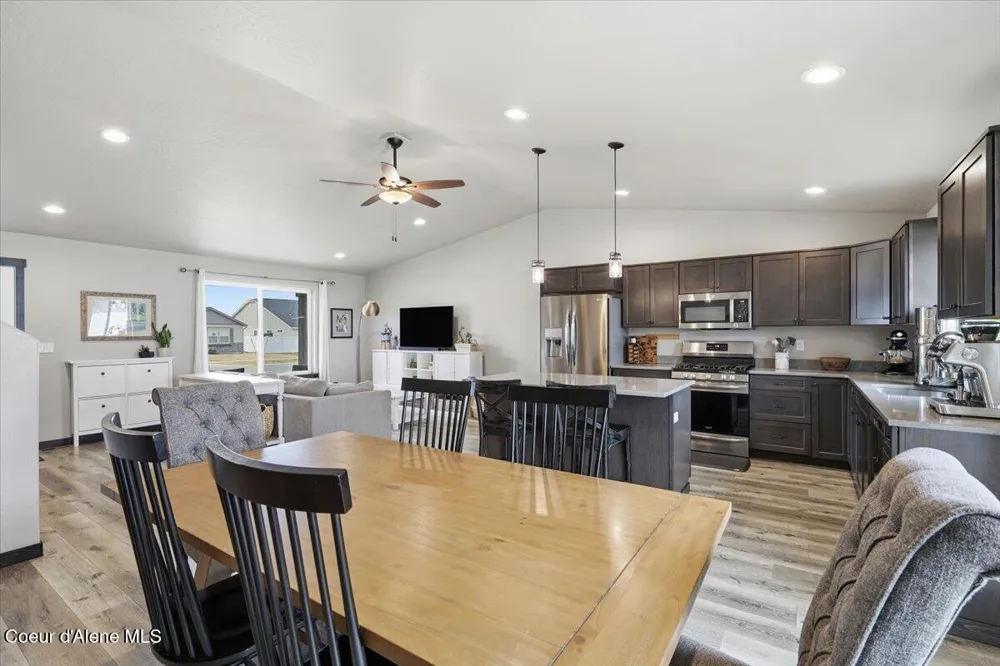5616 W Lujack Way Rathdrum, ID 83858