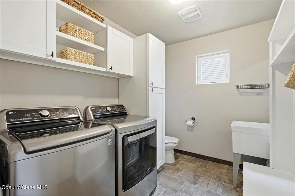 5616 W Lujack Way Rathdrum, ID 83858