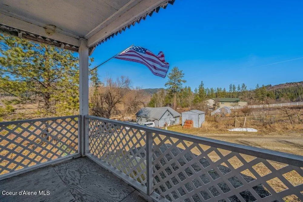 18387 S Old Lane Road Cataldo, ID 83810