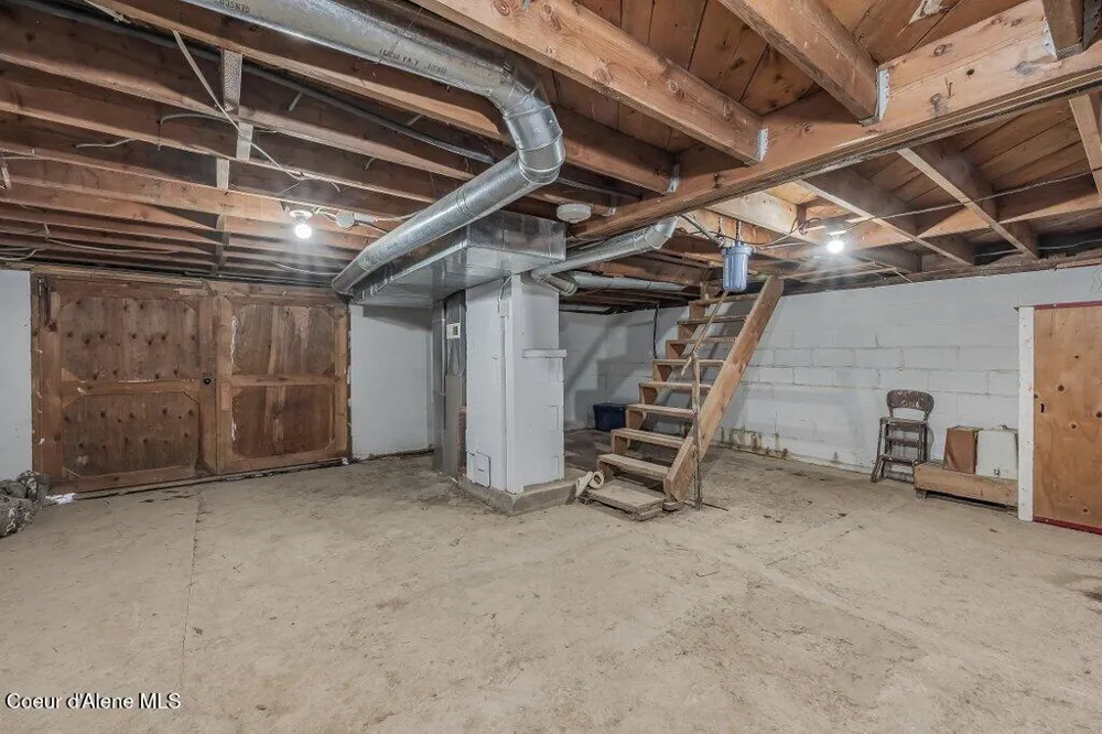 18387 S Old Lane Road Cataldo, ID 83810
