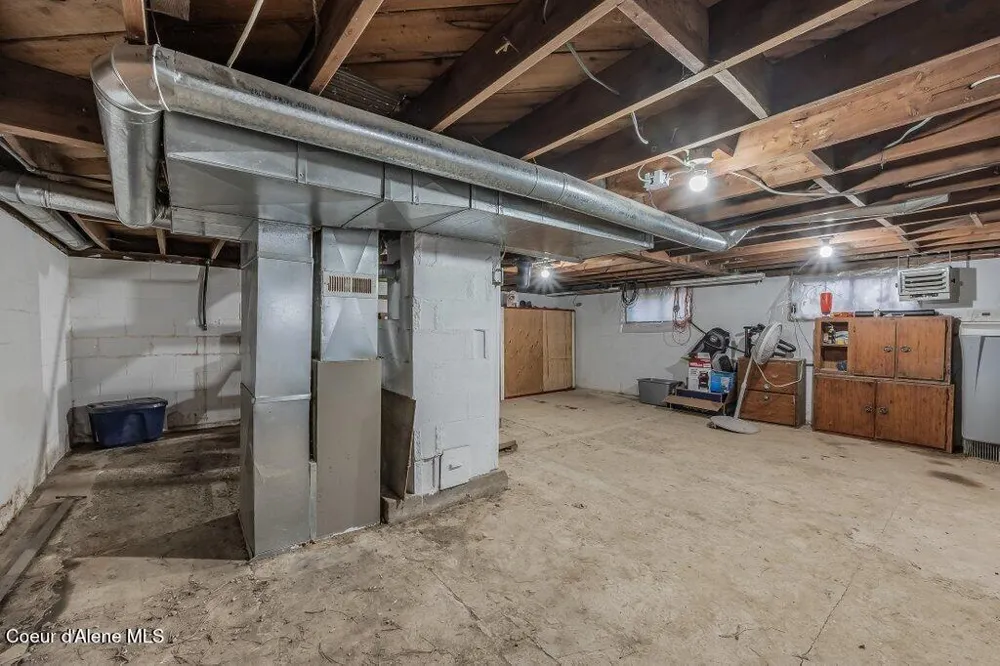 18387 S Old Lane Road Cataldo, ID 83810