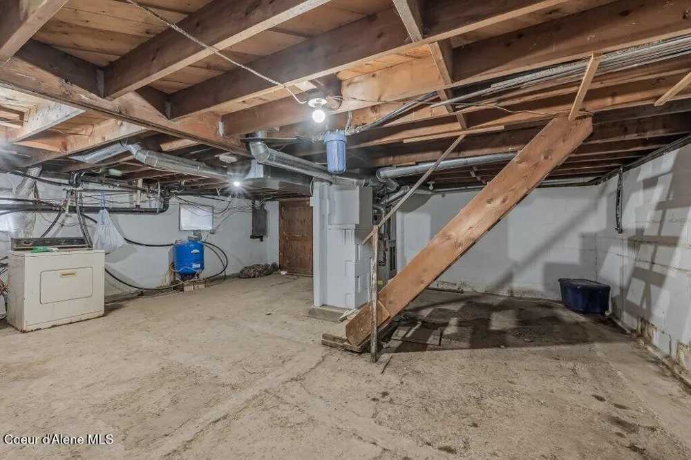 18387 S Old Lane Road Cataldo, ID 83810