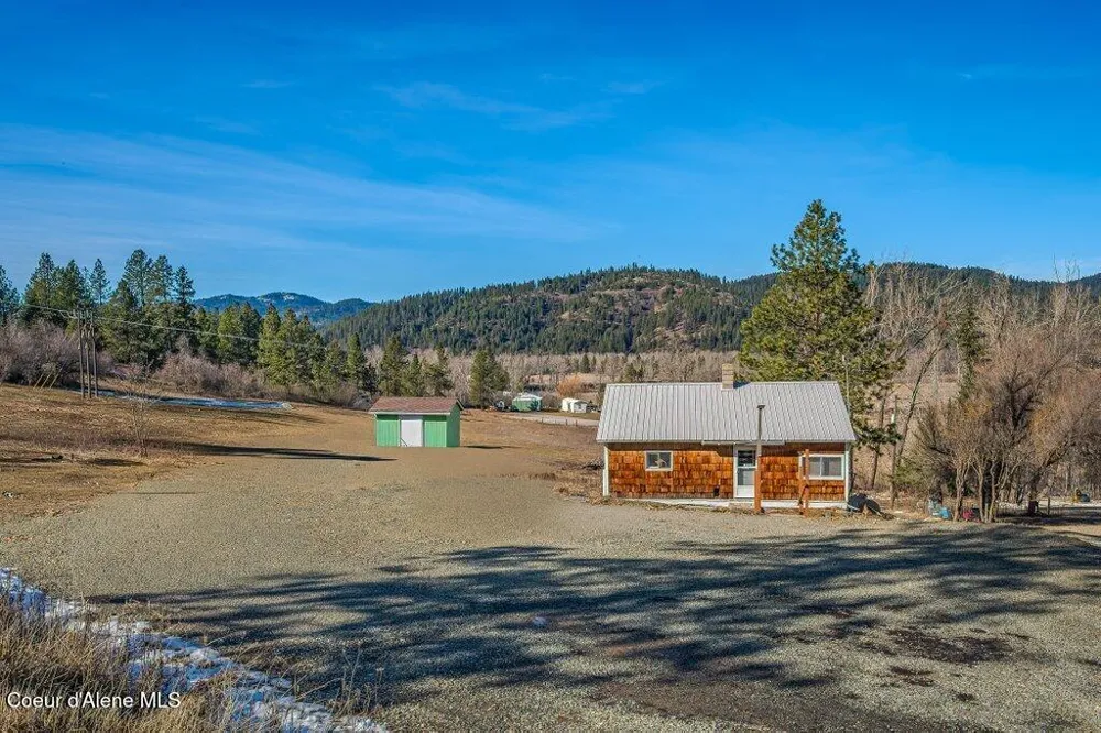 18387 S Old Lane Road Cataldo, ID 83810