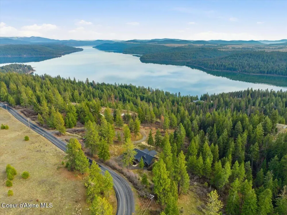 8606 W Bennion Road Worley, ID 83876