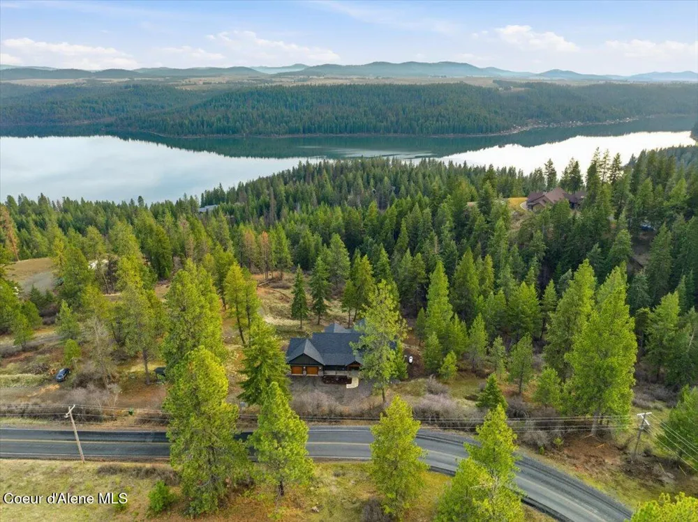 8606 W Bennion Road Worley, ID 83876