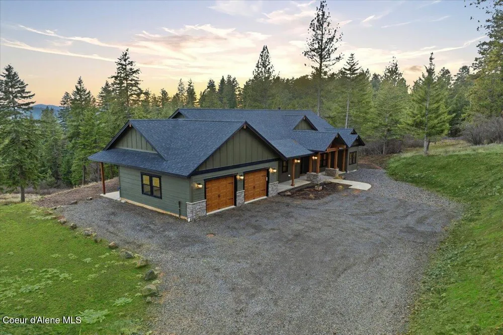 8606 W Bennion Road Worley, ID 83876