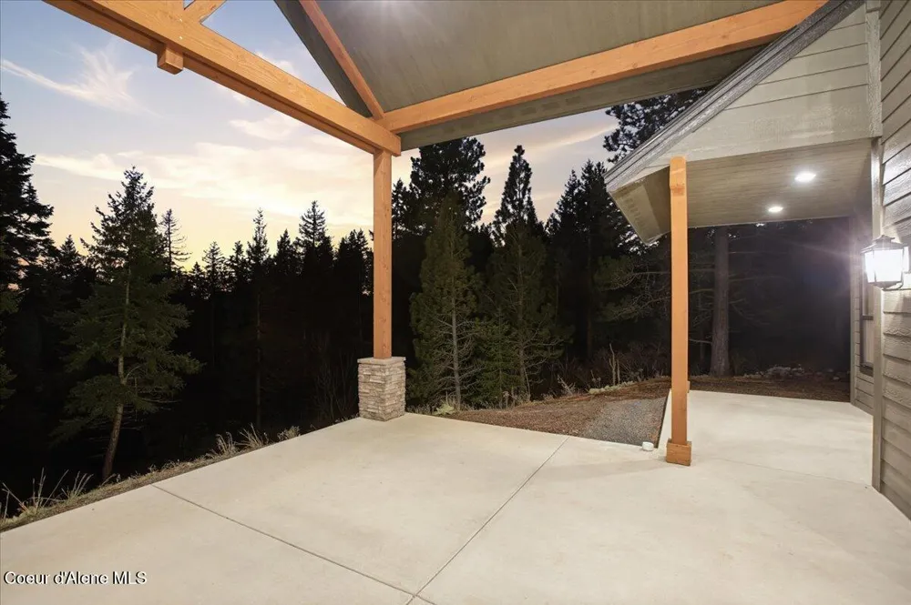8606 W Bennion Road Worley, ID 83876