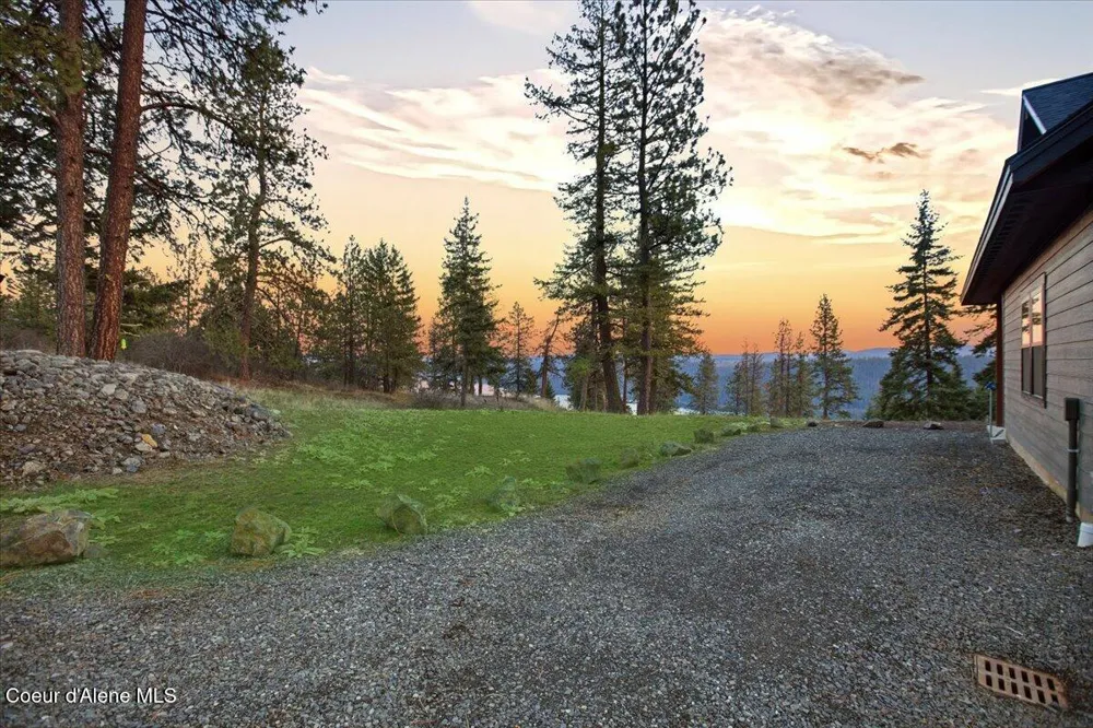 8606 W Bennion Road Worley, ID 83876