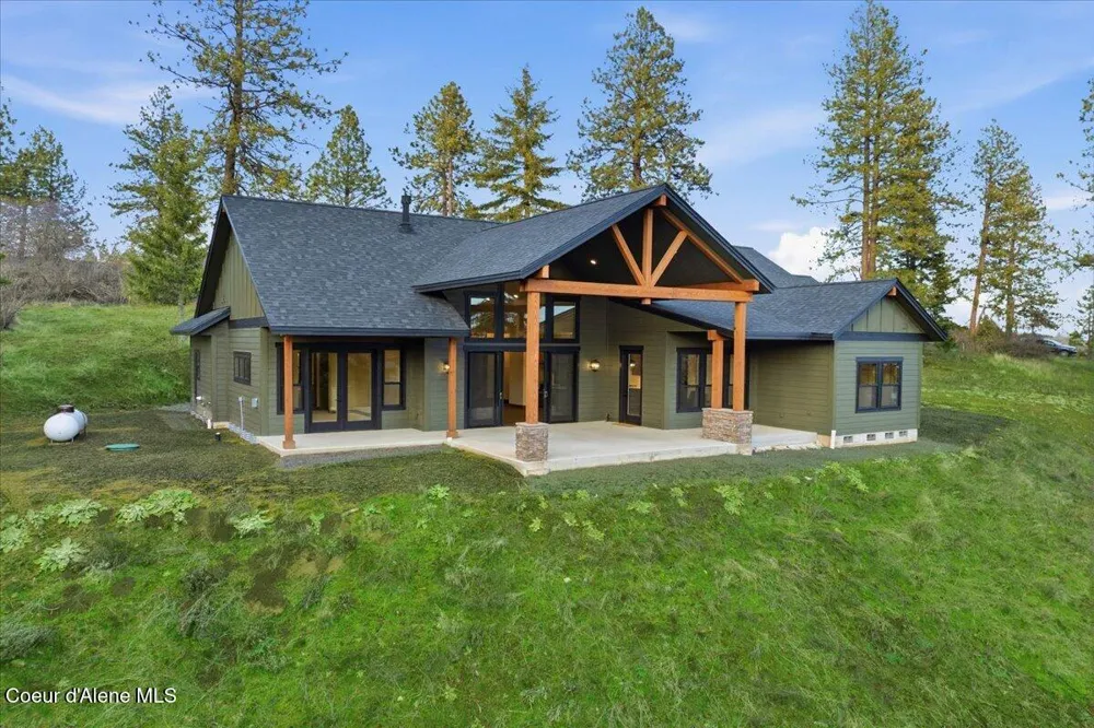 8606 W Bennion Road Worley, ID 83876