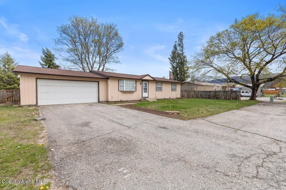 347 Kluth Street Priest River, ID 83856