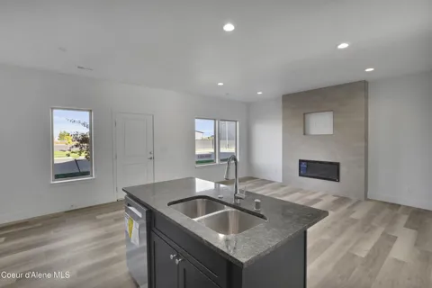 709 Creative Way #(LOT 6)