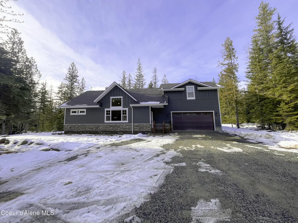 186 Coyote Trail Sandpoint, ID 83864