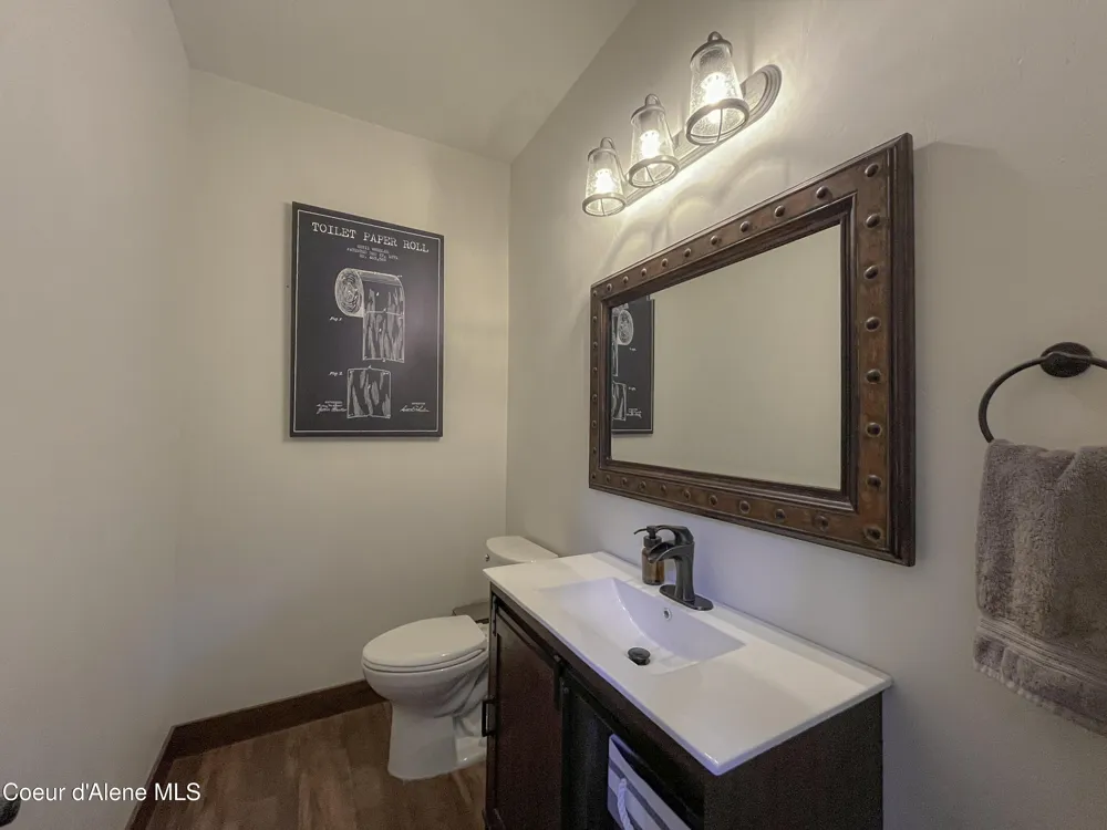 186 Coyote Trail Sandpoint, ID 83864