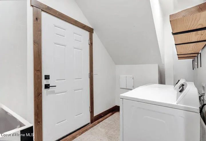 186 Coyote Trail Sandpoint, ID 83864