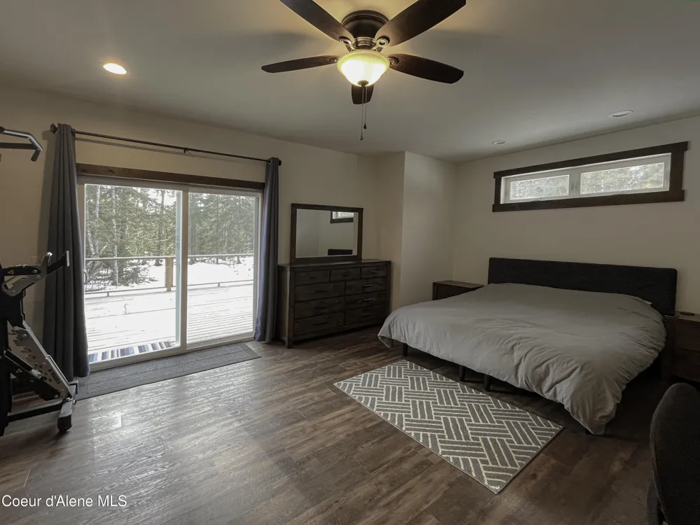 186 Coyote Trail Sandpoint, ID 83864