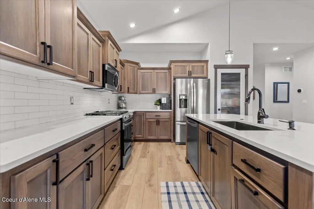 3049 E Cinder Avenue Post Falls, ID 83854