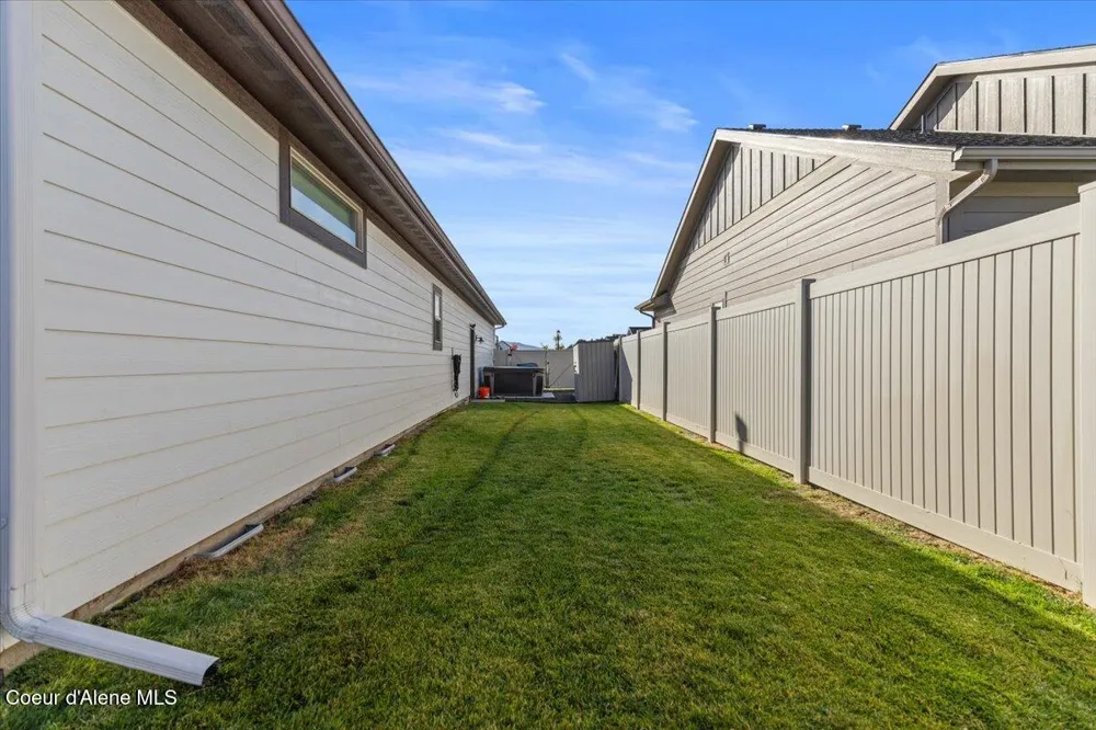 3049 E Cinder Avenue Post Falls, ID 83854
