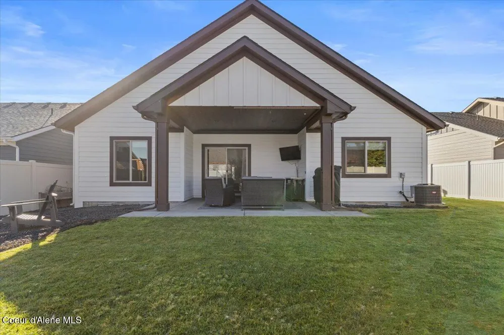 3049 E Cinder Avenue Post Falls, ID 83854
