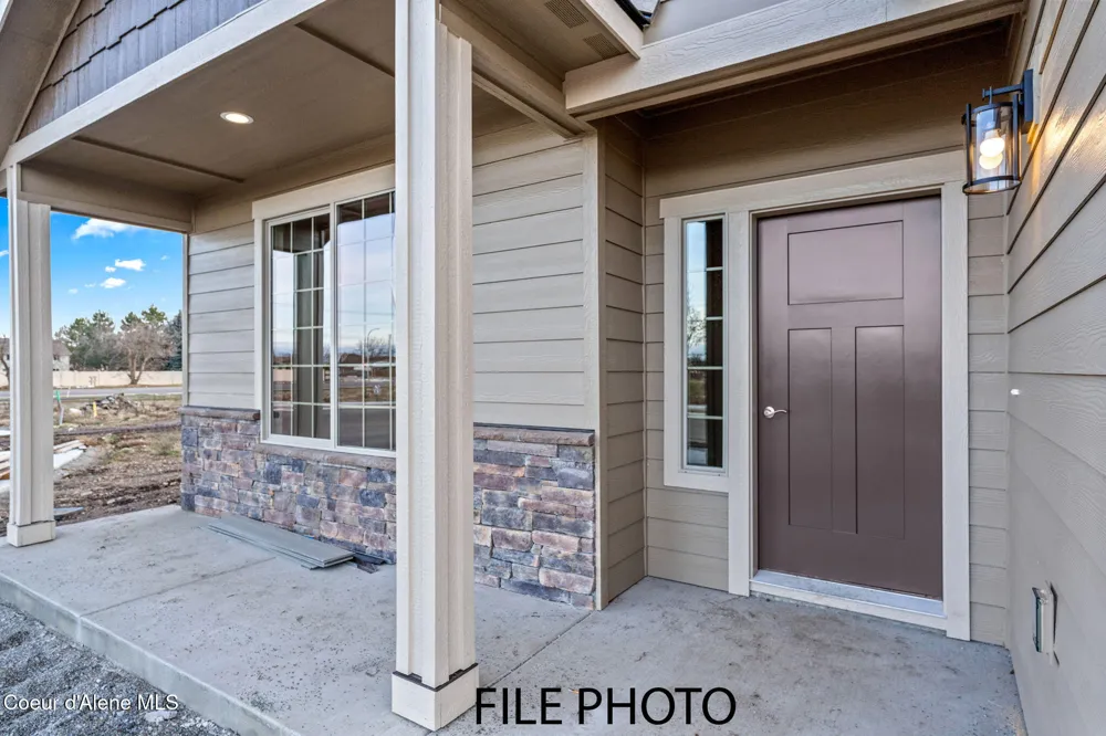 4497 E Savea Lane Post Falls, ID 83854