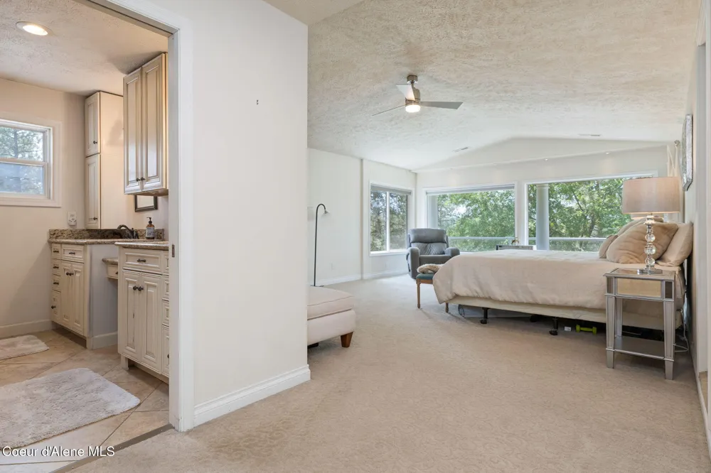 4311 W Center Lane Spokane, WA 99208